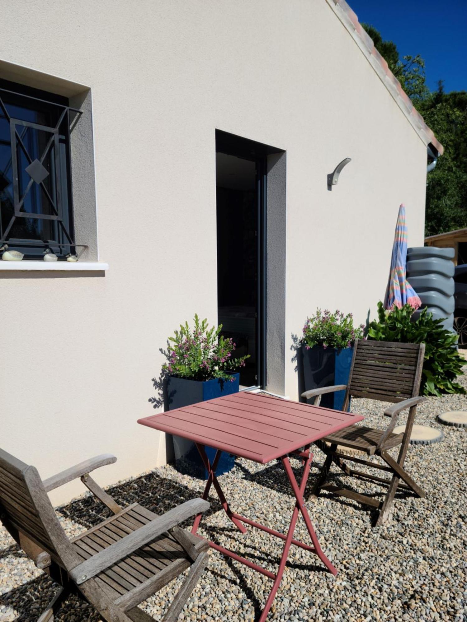 Les Papillons D'Uzes Bed & Breakfast Saint-Laurent-la-Vernede Ngoại thất bức ảnh